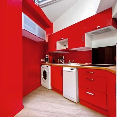 Cozy 2 Bedroom Apartment In Párizs Kültér fotó